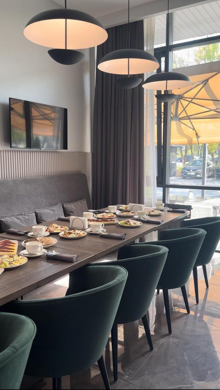 Raavah Aparthotel Almaty Eksteriør billede